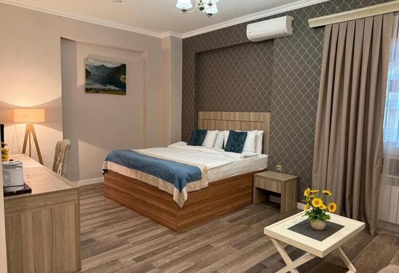 اتاق خانوادگی, Vitrage