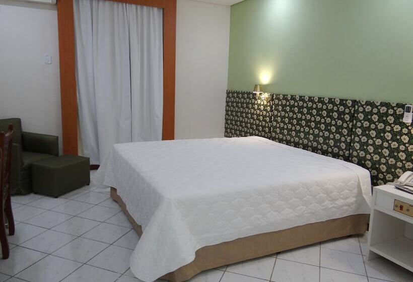 标准间, Barcelona