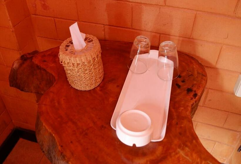 חדר דלוקס, Changsova