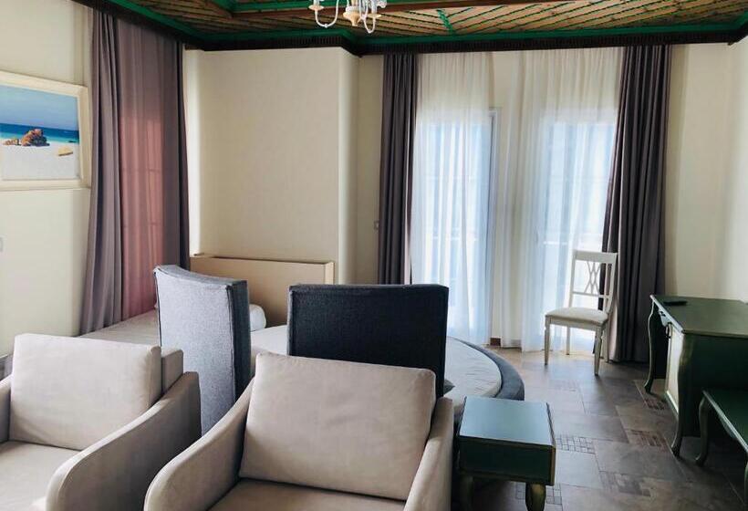 اتاق استاندارد با تخت بزرگ, Sarajet E Pashait 2