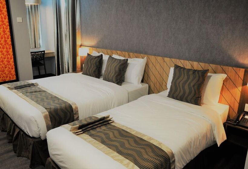 Трехместный Номер Superior, Valya Hotel, Kuala Terengganu