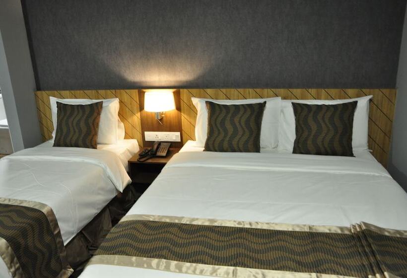 חדר סופריור לשלושה, Valya Hotel, Kuala Terengganu