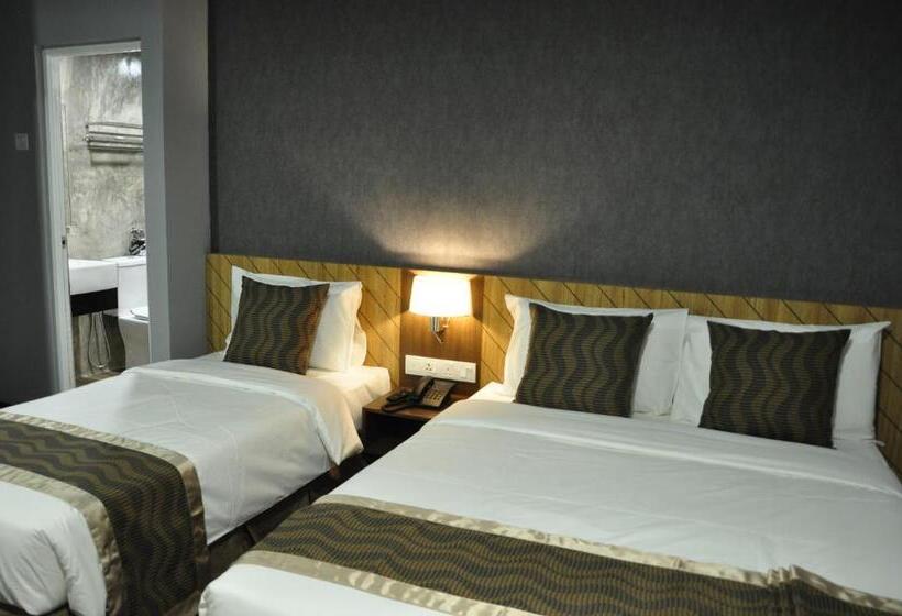 חדר סופריור לשלושה, Valya Hotel, Kuala Terengganu