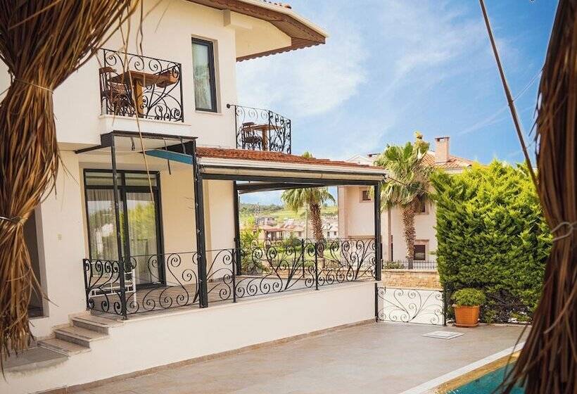 デラックスルーム, Sukha Cunda Otel