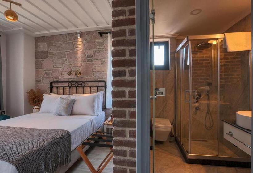 プールビュースタンダードルーム, Sukha Cunda Otel