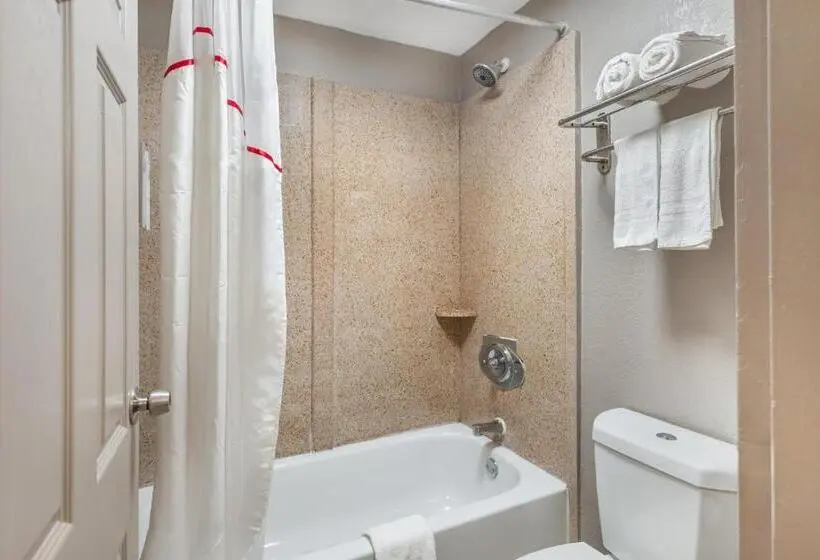 اتاق سوپریور با تخت بزرگ, Red Roof Inn Richmond, Va