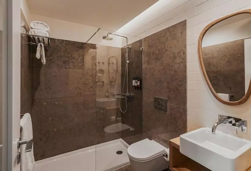 استودیوی استاندارد, Vincci Baixa Suites Apartments