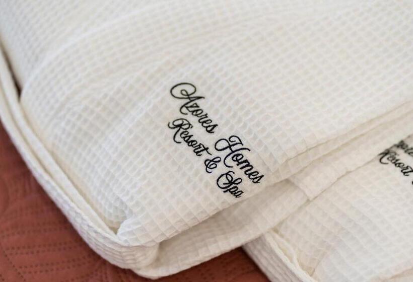 Люкс с Балконом, Azores Homes Resort & Spa