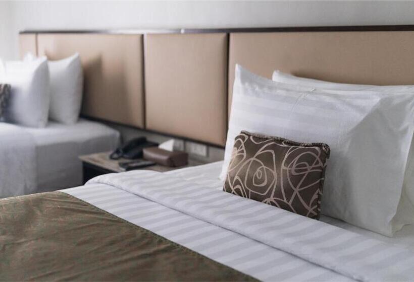 اتاق استاندارد با چشم‌انداز استخر, Canyon Hotels & Resorts Boracay