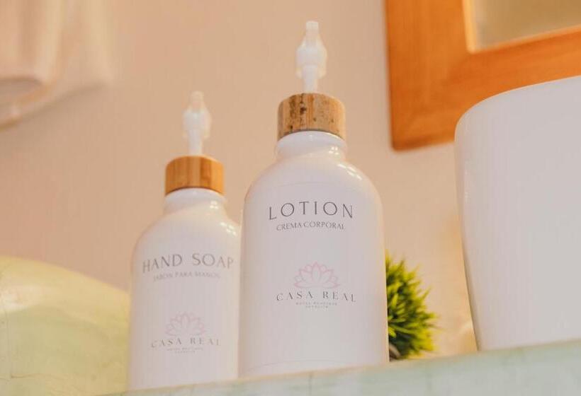 מיטת קינג בסוויטה, Casa Real Sayulita Hotel Boutique