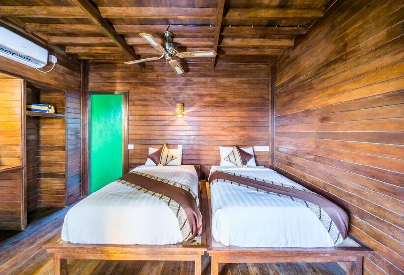 בונגלו סטנדרט 2 חדרי שינה, The Dafish Ceningan