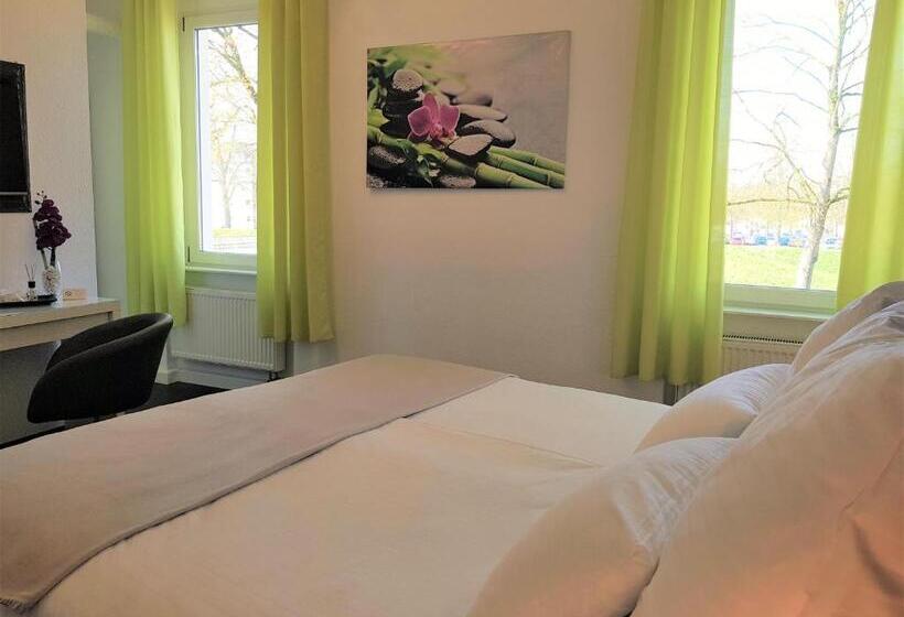 اتاق استاندارد, & Restaurant Schützen