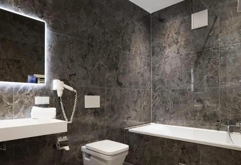 スーペリアファミリールーム, Rheincity Hotel & Boardinghouse