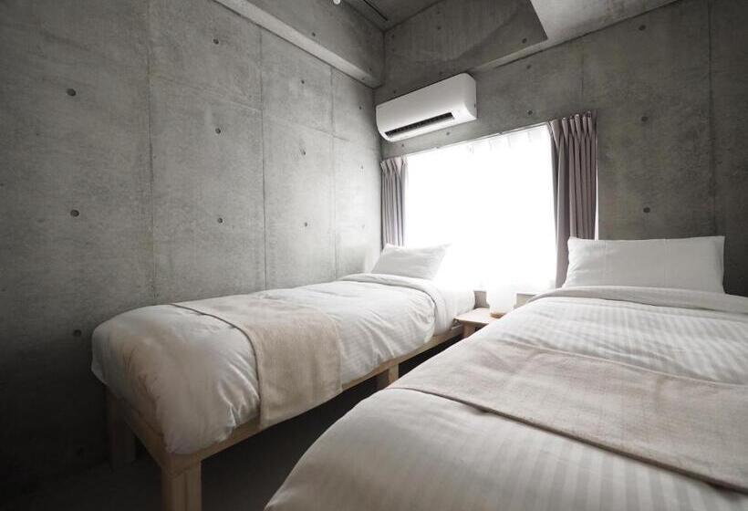 اتاق استاندارد چهار تخته, Smi:re Stay Oshiage