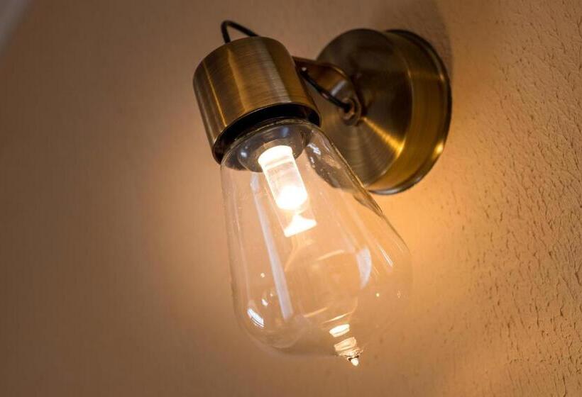 إستوديو قياسى, Enoca