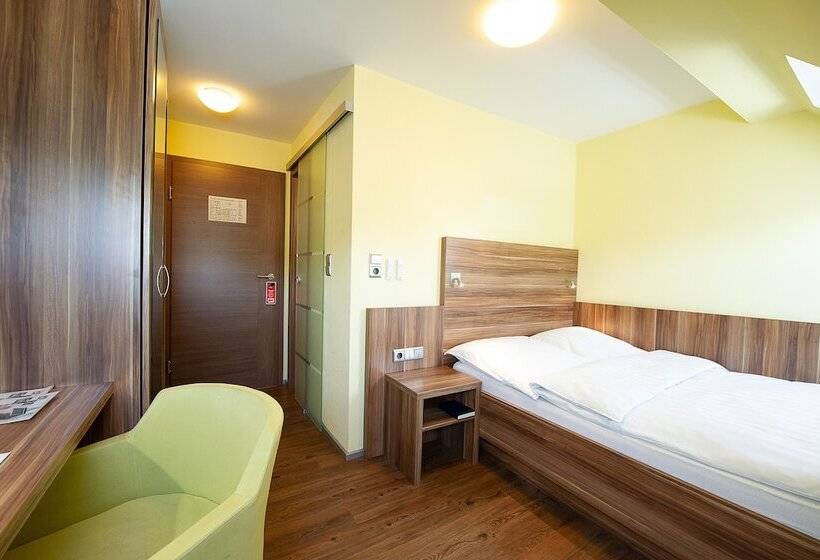 Номер бизнес-класса, Meyer