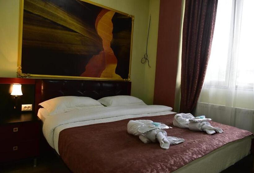 اتاق استاندارد, The K Tbilisi