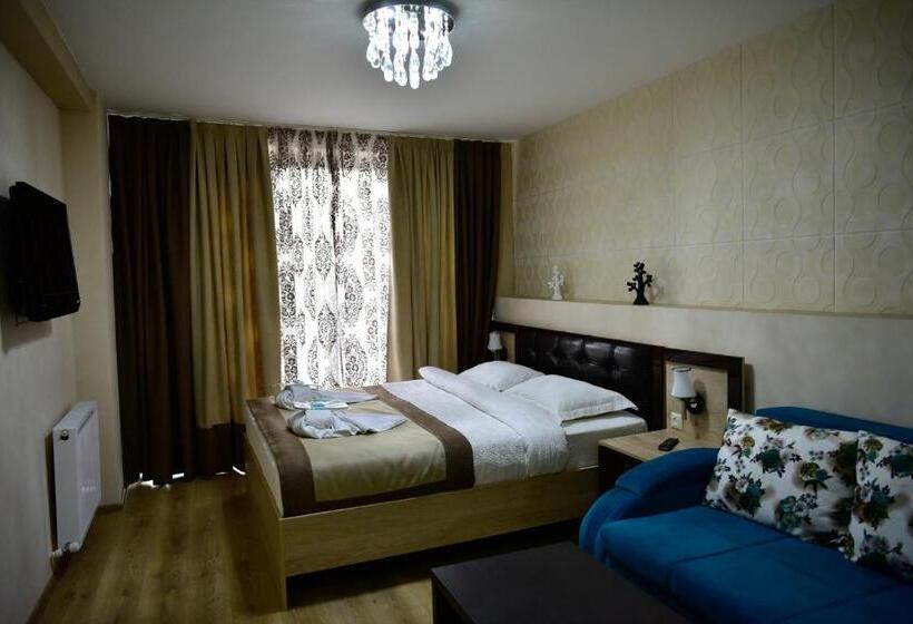 اتاق لوکس, The K Tbilisi