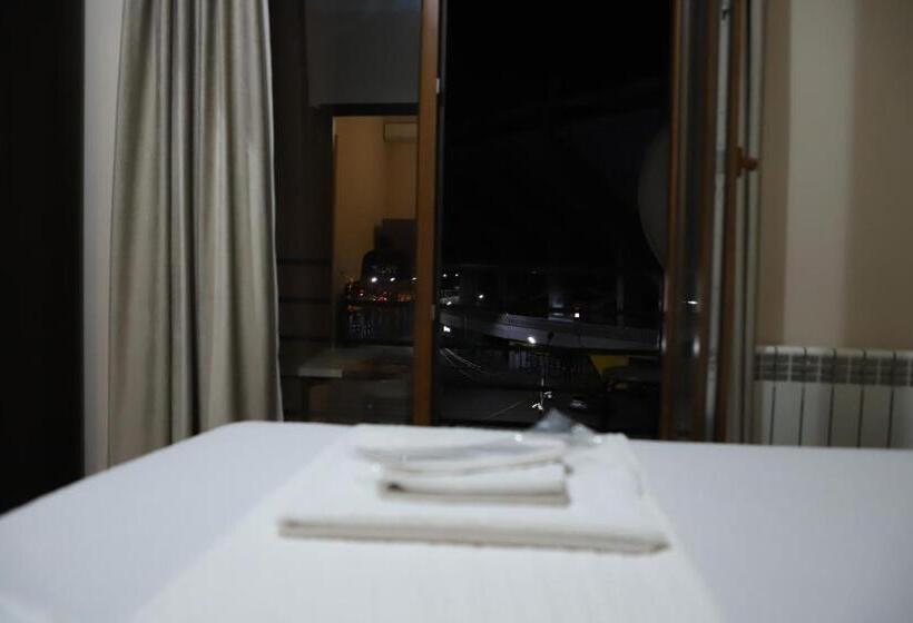 آپارتمان 2 خوابه, The K Tbilisi