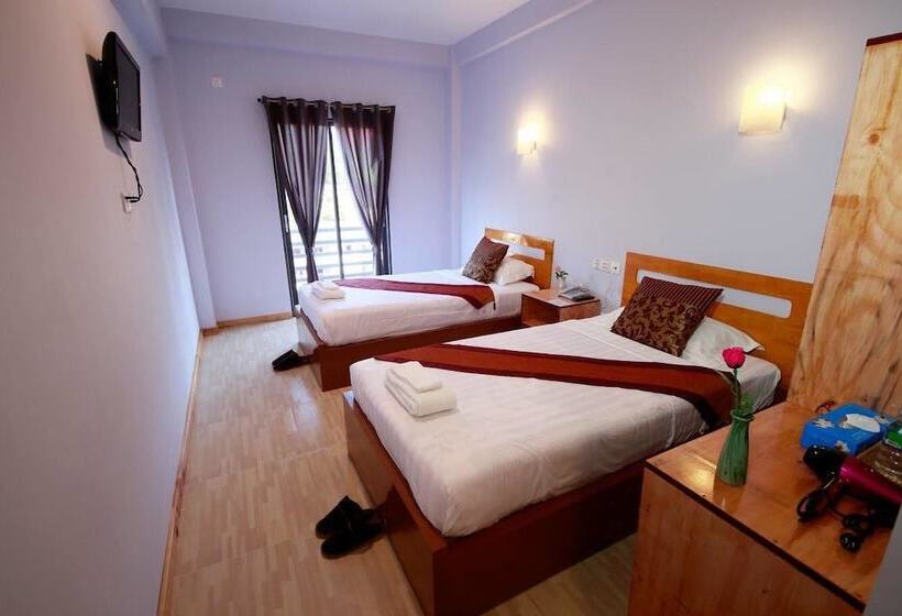 اتاق سوپریور, Sky Motel Kalaw