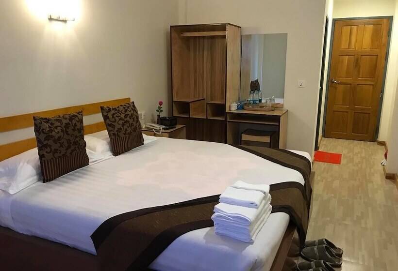 اتاق سوپریور, Sky Motel Kalaw