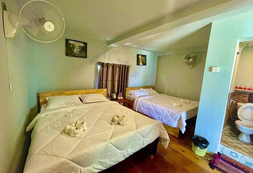 חדר דלוקס, The Cliff Hostel