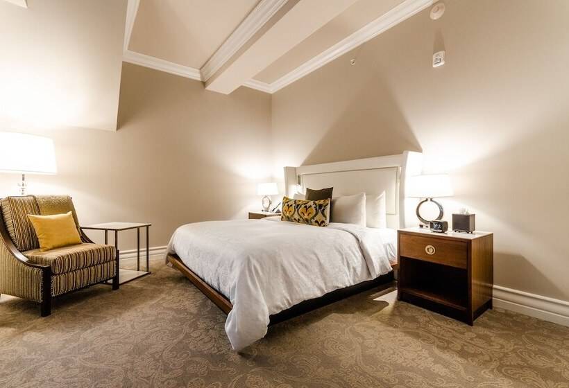 Люкс, Birks Montreal