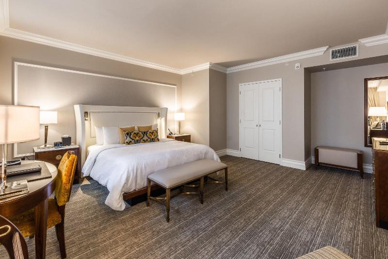 Люкс, Birks Montreal