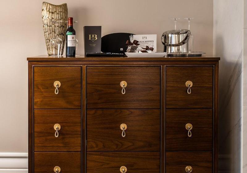 Номер Классический Вид на Город, Birks Montreal