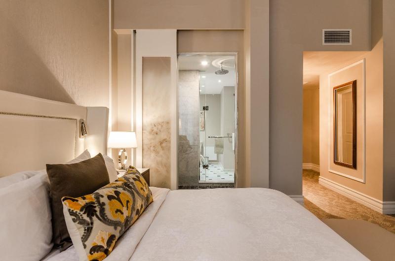 Номер Классика Кровать Кинг, Birks Montreal