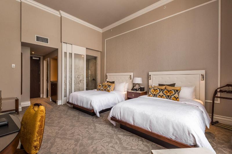 Классический Номер Вид на Сад, Birks Montreal