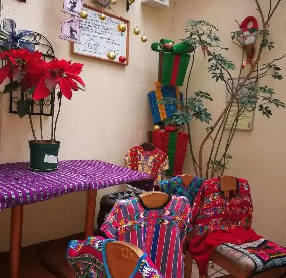 اتاق اکونومی, Chalet