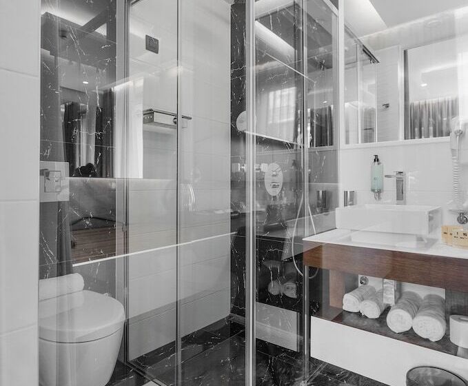 اتاق استاندارد, Sky