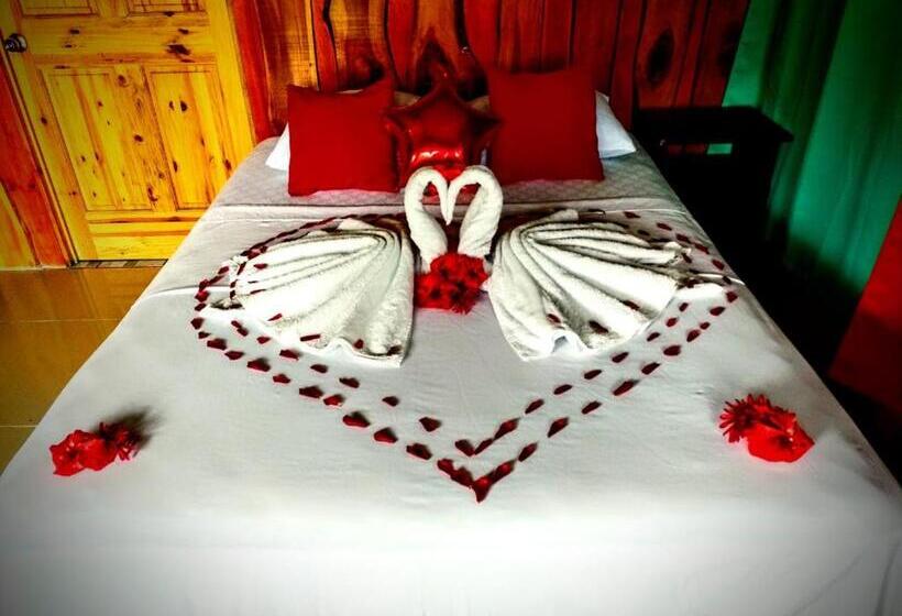 オーシャンビューのスタンダードバンガロー, The Sunset Tucano Lodge