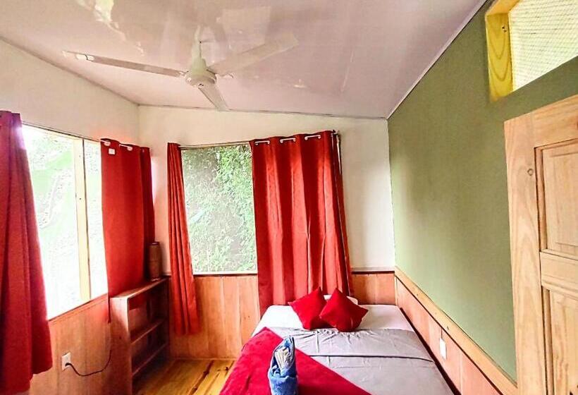 ガーデンビューのスタンダードバンガロー, The Sunset Tucano Lodge