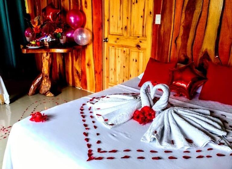 オーシャンビューのスタンダードバンガロー, The Sunset Tucano Lodge