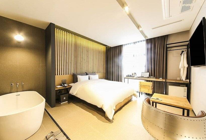 غرفة قياسية, Yeoubi