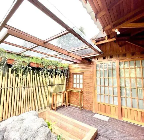 エクゼクティブスイート, The Onsen Hot Spring Resort