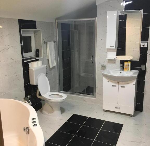 اتاق استاندارد با وان آب گرم, Bed And Breakfast Divanhana