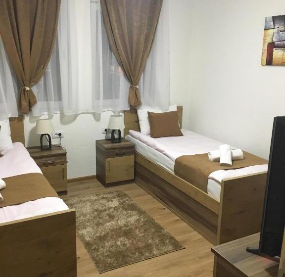 اتاق استاندارد, Bed And Breakfast Divanhana