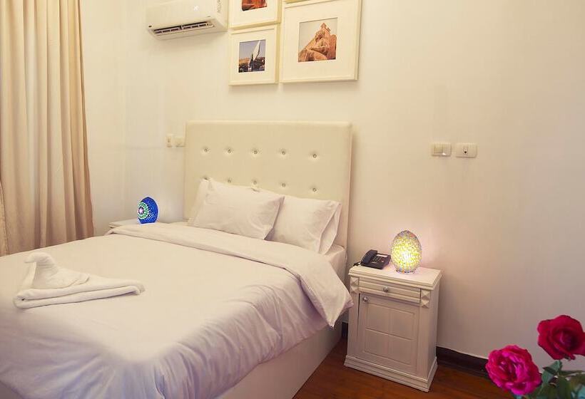 اتاق لوکس, Tahrir Plaza Suites   Museum View