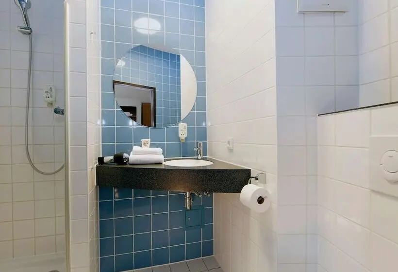 اتاق استاندارد یک نفره, B&B Hotel Berlin Charlottenburg