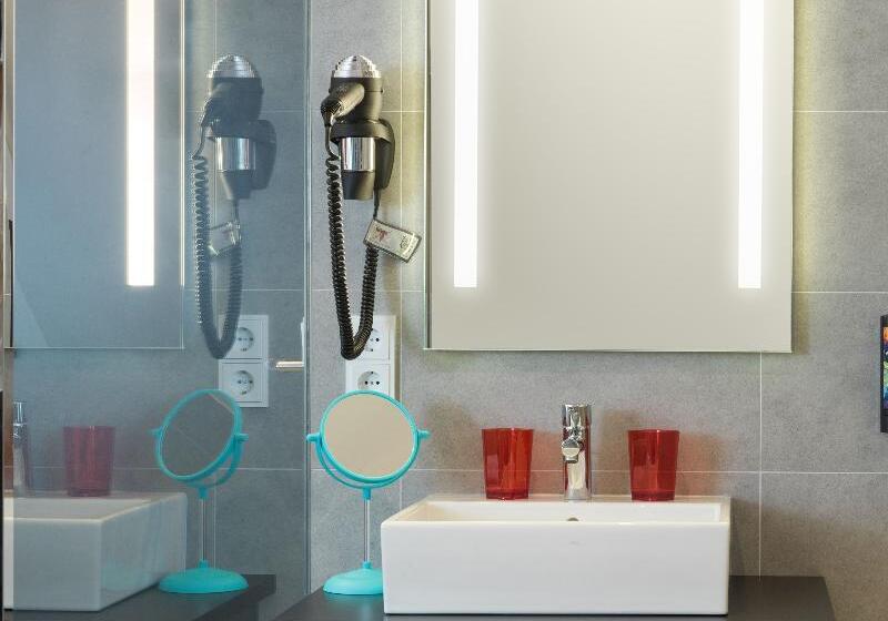 اتاق سوپریور, Holiday Inn   The Niu, Franz Vienna, An Ihg