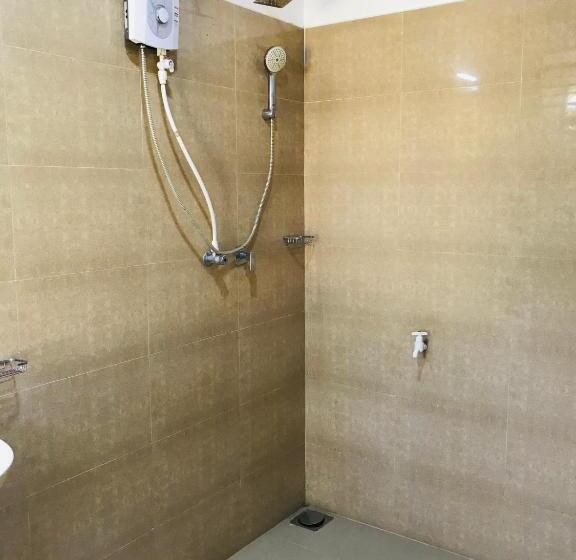 バルコニー付きスタンダードルーム, Rivonway Hotel Polonnaruwa