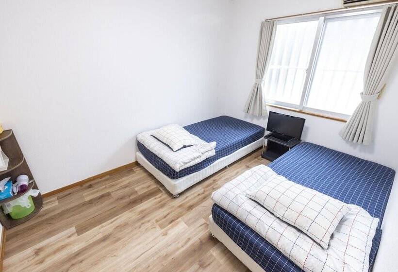 חדר אקונומי, Kamekamehouse