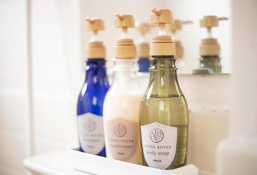 חדר משפחתי חדר אמבטיה משותף, Kamekamehouse