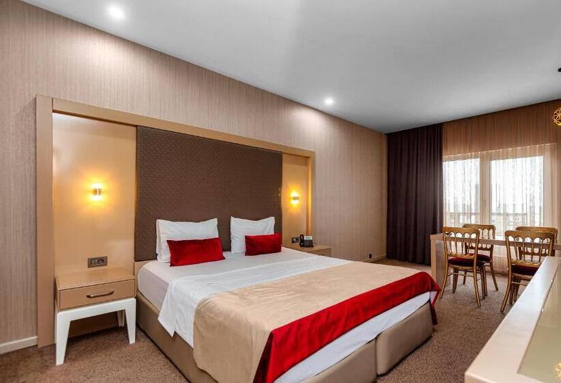 اتاق خانوادگی, Sky Hotel Baku