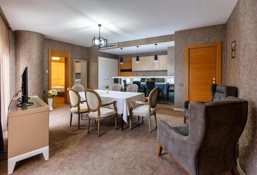 آپارتمان 2 خوابه, Sky Hotel Baku