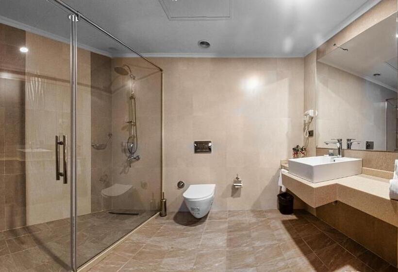 سوییت, Sky Hotel Baku