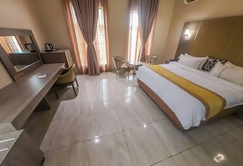 اتاق سوپریور, Maxbe Continental